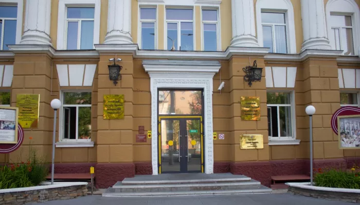 Алтайский вуз за 5 млн руб. купит робота-роженицу, которая умеет кашлять и жаловаться
