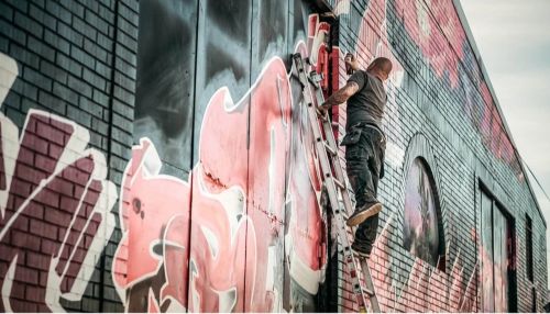 Молодые стрит-арт-художники нарисуют граффити в Барнауле