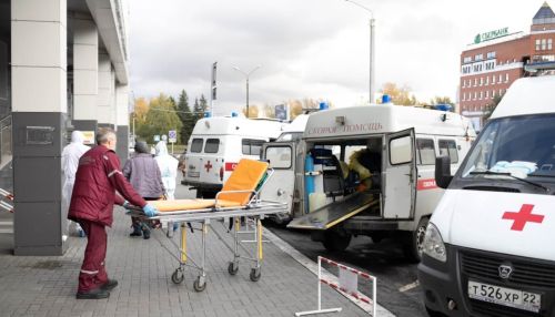 Из-за огромного всплеска ОРВИ в Барнауле кратно возросла нагрузка на скорые