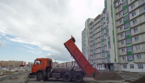 В мэрии Новосибирска прошли обыски, связанные с махинациями с жильём