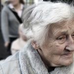 Волонтеры снова начнут помогать пожилым людям в Барнауле из-за ковида
