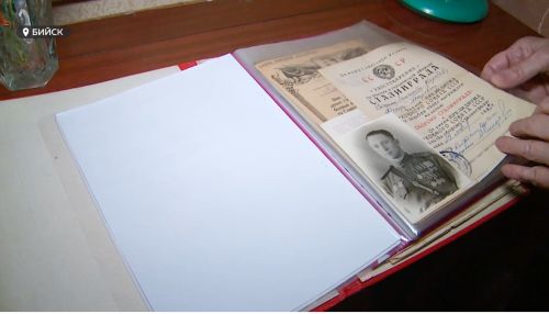 Достойный, но не удостоенный: алтайскому ветерану ВОВ присвоят Героя России