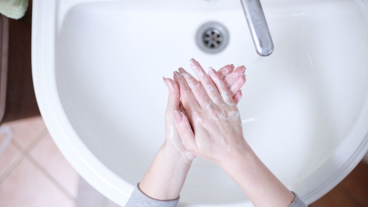 Как мыть руки правильно: 11 шагов к здоровой чистоте в инфографике