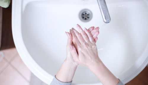 Как мыть руки правильно: 11 шагов к здоровой чистоте в инфографике