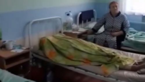 СМИ: в ростовской больнице труп лежал в больничной палате с пациентами