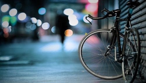 В Бийске 35-летний мужчина украл велосипед у пенсионера