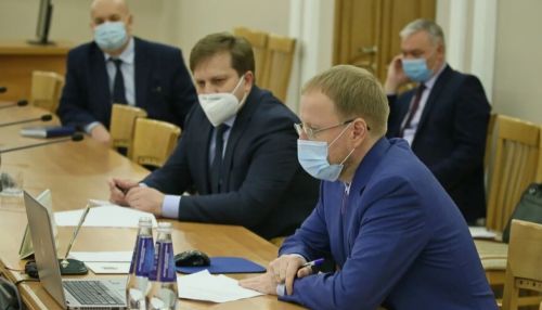 Нарастить мощности: какие решения принял Томенко после обхода медучреждений края