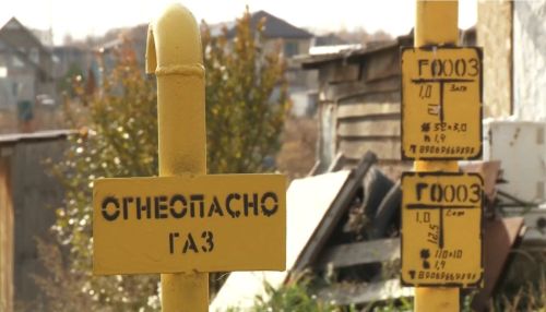 Дома жителей алтайского села два года простаивают без обещанного газа