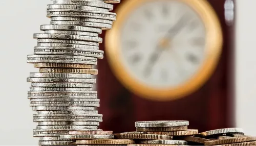 Россиянам запретят брать более одного микрозайма с 2026 года