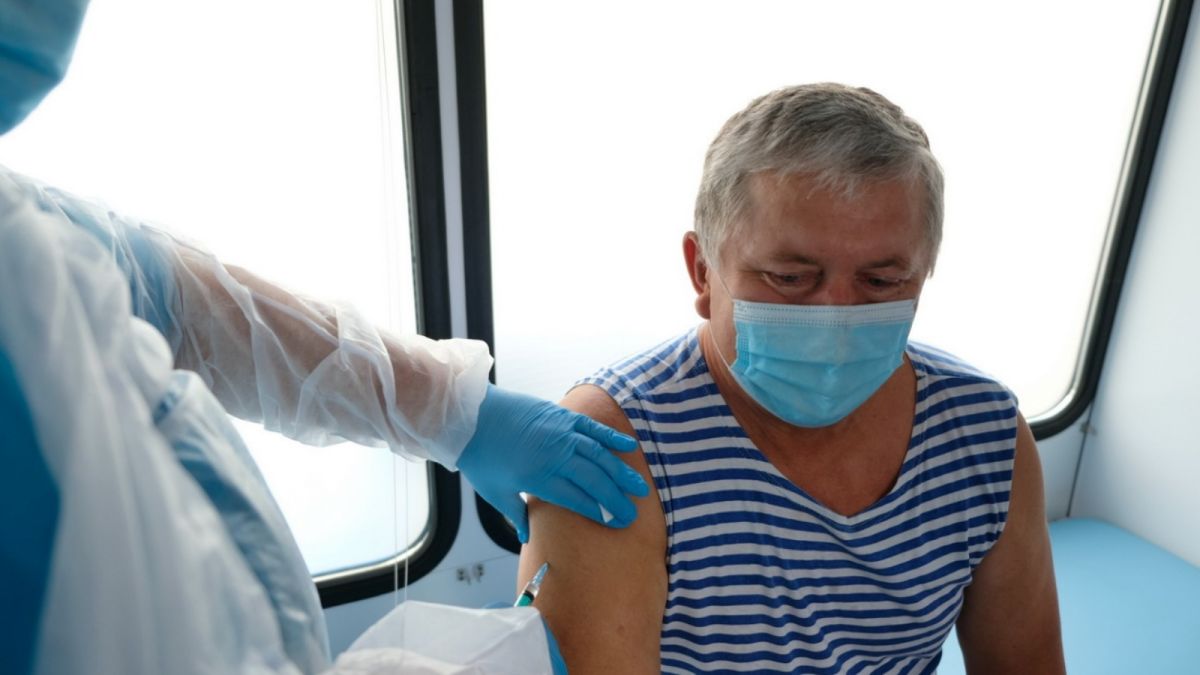 Почти половина жителей Алтайского края привилась от гриппа этой осенью 
