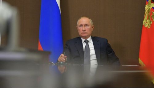 Путин предложил давать экс-президентам России пожизненные места в парламенте