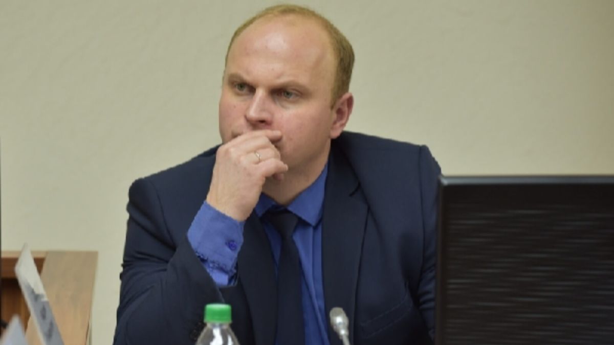 "Утки убирать": депутат предложил "сослать" ковид-диссидентов в госпитали Алтая