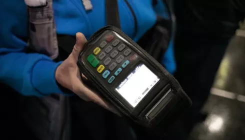 24 млн руб. готовы заплатить в Барнауле за обустройство бесконтактной оплаты проезда