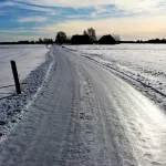 Главе сельского поселения в Республике Алтай выписали штраф за скользкие дороги