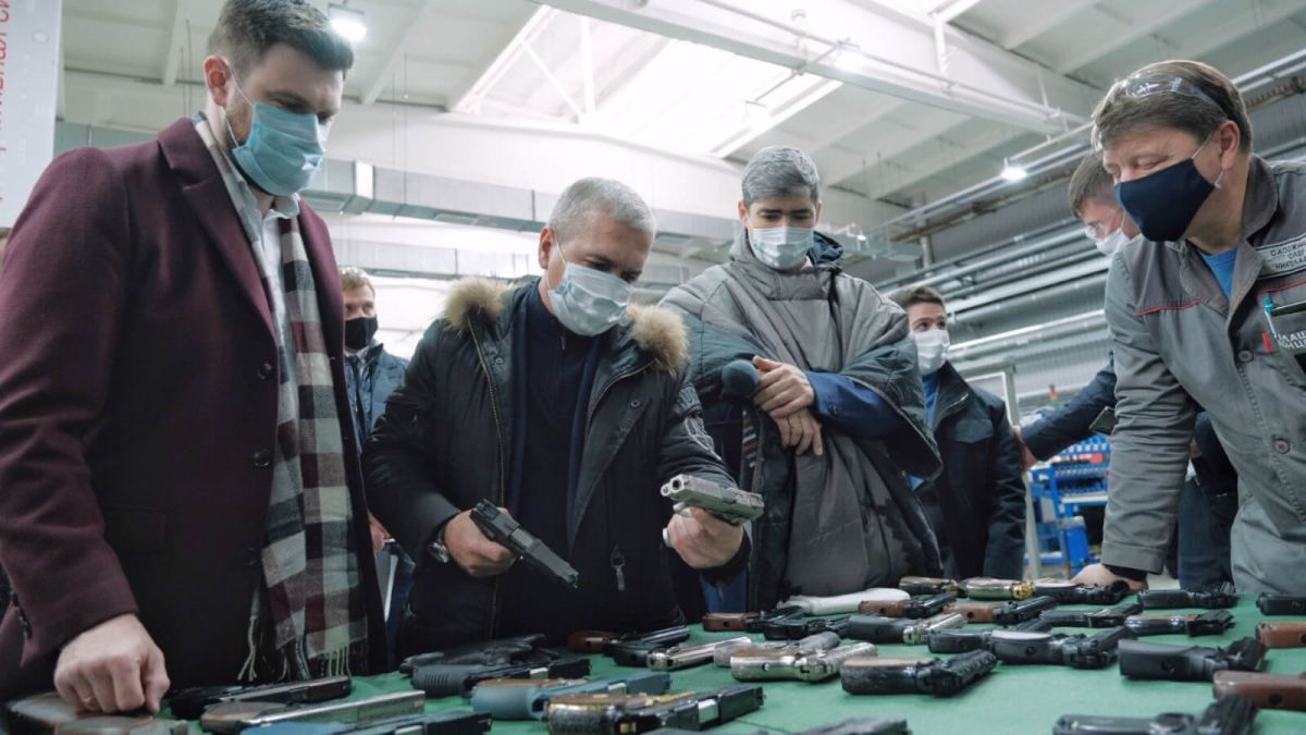 Оружейный концерн "Калашников" продали примерно за 1 млрд рублей