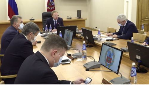 Школьные каникулы продлили. Какие еще меры по коронавирусу приняли на Алтае