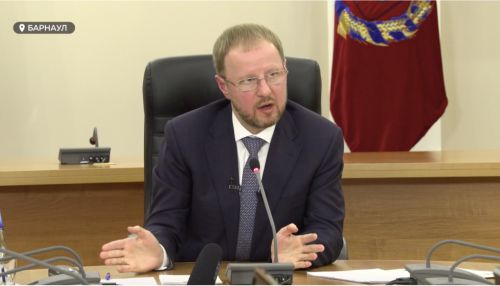 Вторая волна COVID-19 на Алтае. Когда заболеваемость пойдет на спад?