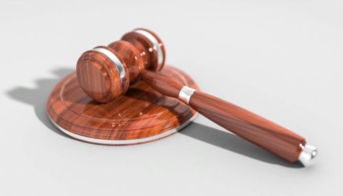 Суд отменил приговор полицейским по делу об изнасиловании дознавателя в Уфе