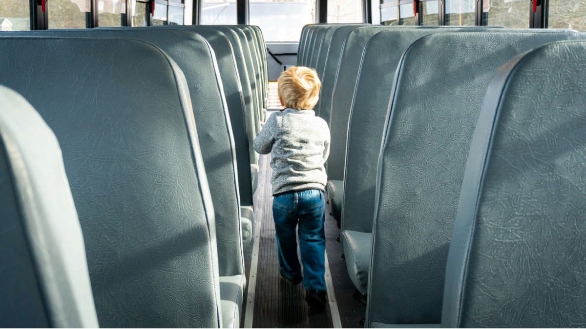 Алтайский край получит 53 школьных автобуса от правительства РФ