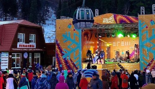 Около 300 лыжников и сноубордистов открыли горнолыжный сезон в Шерегеше