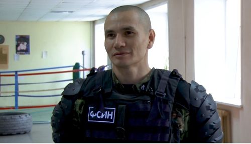 Сотрудник спецназа алтайского УФСИН пробежал 100 км без остановок