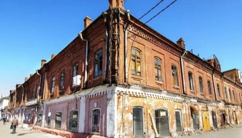 Историческое здание четвертый год пытаются продать в Барнауле за один рубль