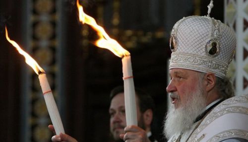 Красиво жить не запретишь: какие скандалы связывают с именем патриарха Кирилла
