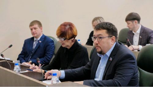 Депутаты выступили против каннибализма в Думе Бийска