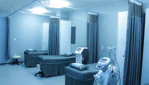 На 318 мест сократили коечный фонд в ковидных госпиталях края в ноябре