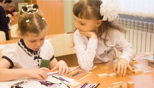 На подарки алтайским школьникам выделили более 31 млн рублей