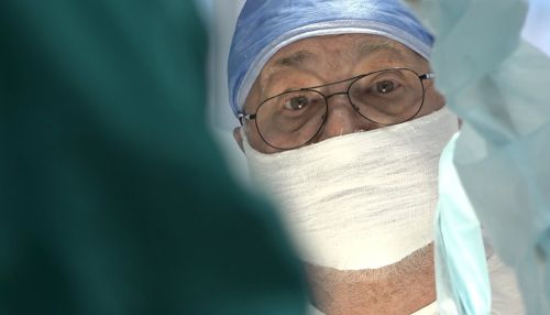 Уретра из щеки и брюшной полости. В Барнауле провели уникальную операцию