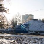 Площадь Сахарова перекроют для машин уже 6 декабря для установки елки