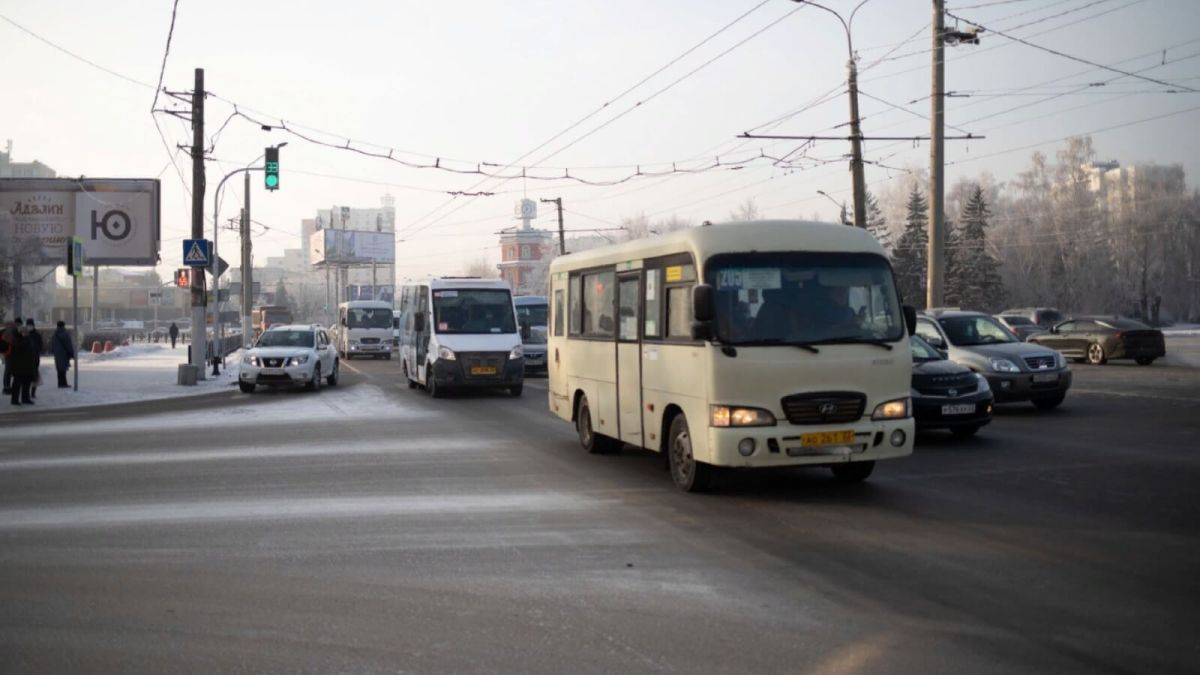 Долгожданный автобус для школьников запустили в поселке Сибирская Долина