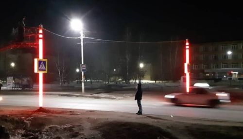 В Бийске установят еще больше светящихся столбов для пешеходов