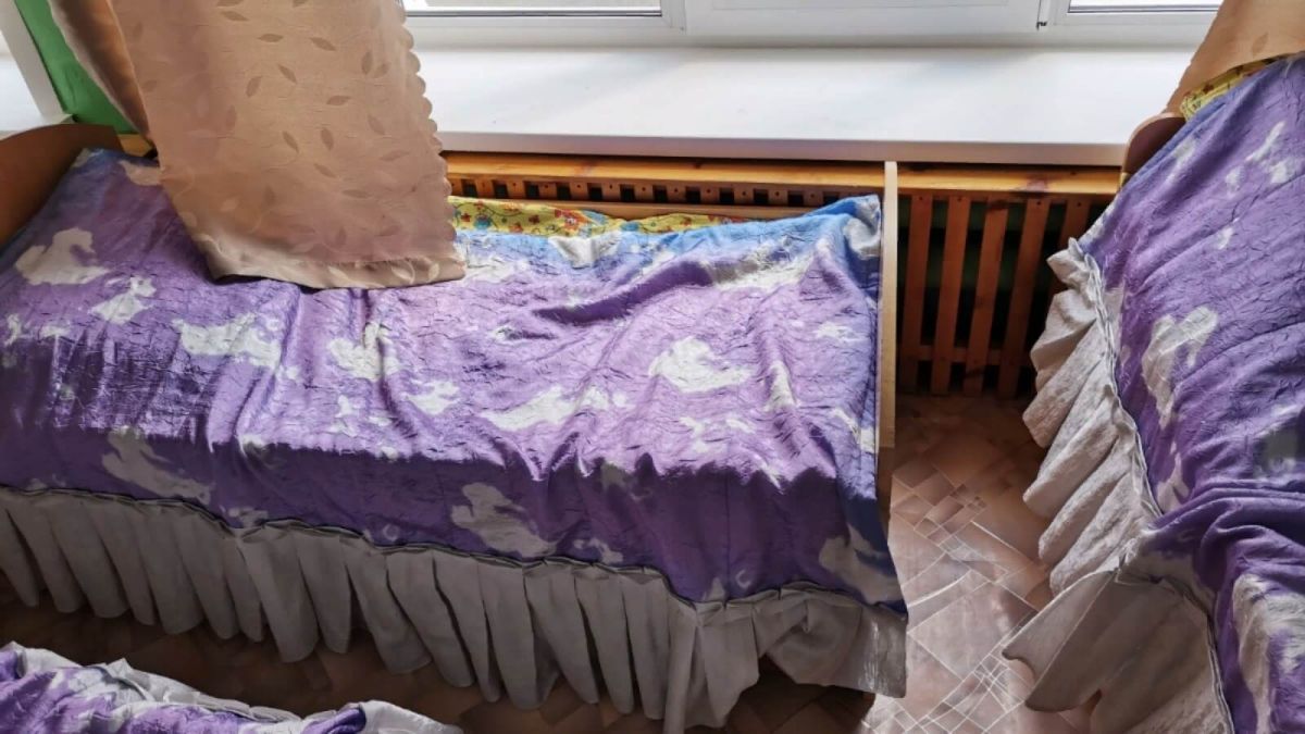 На Алтае воспитателю детсада дали "условку" за выпавшего из окна ребенка