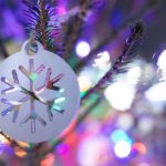 Пылает и горит: Барнаул к Новому году украсили десятки световых фигур и гирлянд