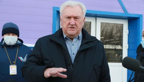 Бороды Хоттабыча не хватит: Отмашкин оценил состояние дел в Барнауле