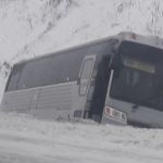Пассажирский автобус слетел в кювет под Барнаулом