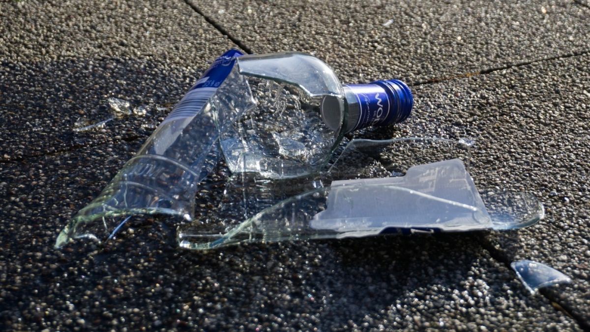 В Бийске полиция изъяла более 500 бутылок фальсифицированного алкоголя 