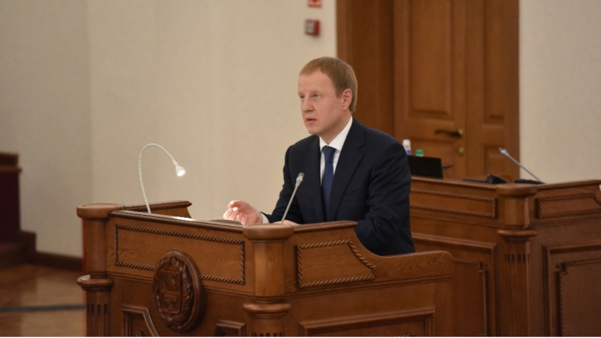 Президент выразил благодарность Виктору Томенко за вклад в развитие Госсовета 