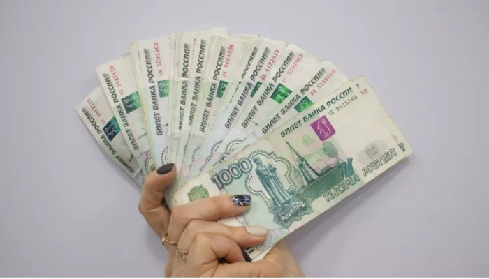 Житель Горно-Алтайска хотел заработать на бирже, но остался с миллионными долгами