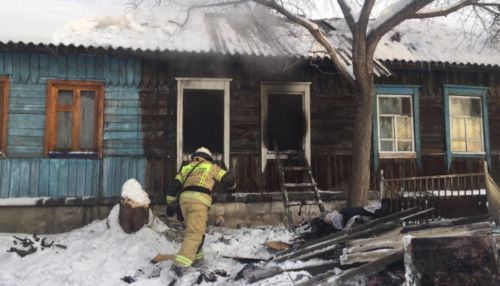 Мать и трое детей погибли во время пожара в Новосибирске