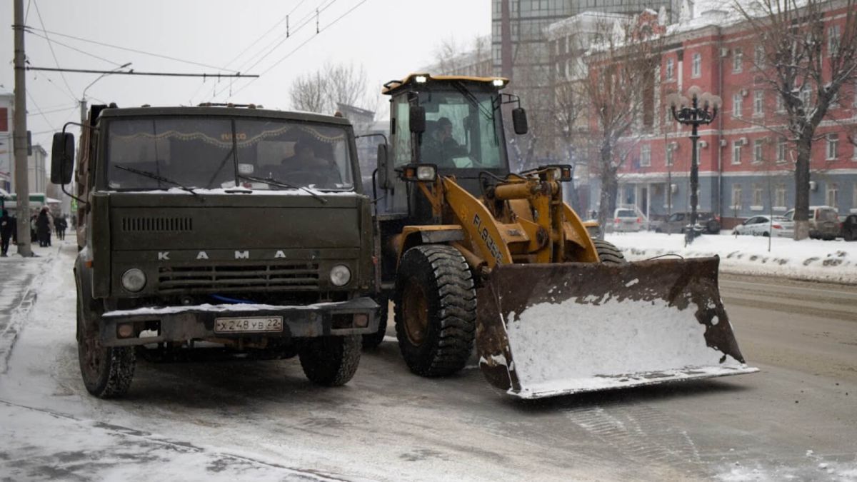 Дорожники Барнаула в праздники будут работать круглосуточно