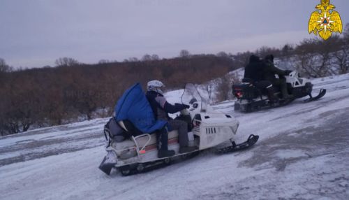 В овраге в спальном мешке: на Алтае пропавший мужчина провел ночь на морозе