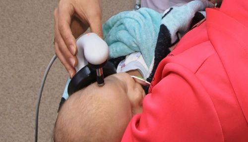 Алтайские врачи смогут на ранней стадии выявлять нарушения слуха у детей