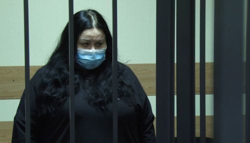 Экс-директору турфирмы дали четыре года условно за обман клиентов и кражу денег