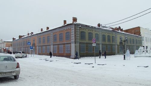 У заброшенного универмага Сухова в Барнауле появился инвестор