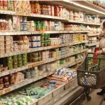 Власти объяснили взрывной рост цен на молочку в Алтайском крае