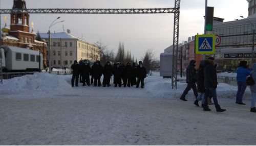 Акция в защиту Навального завершилась в центре Барнаула