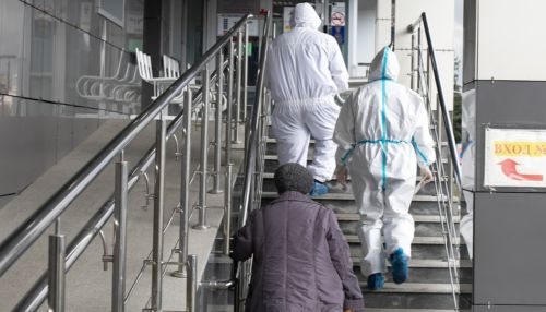 15 человек с COVID-19 умерли за минувшие сутки в Алтайском крае